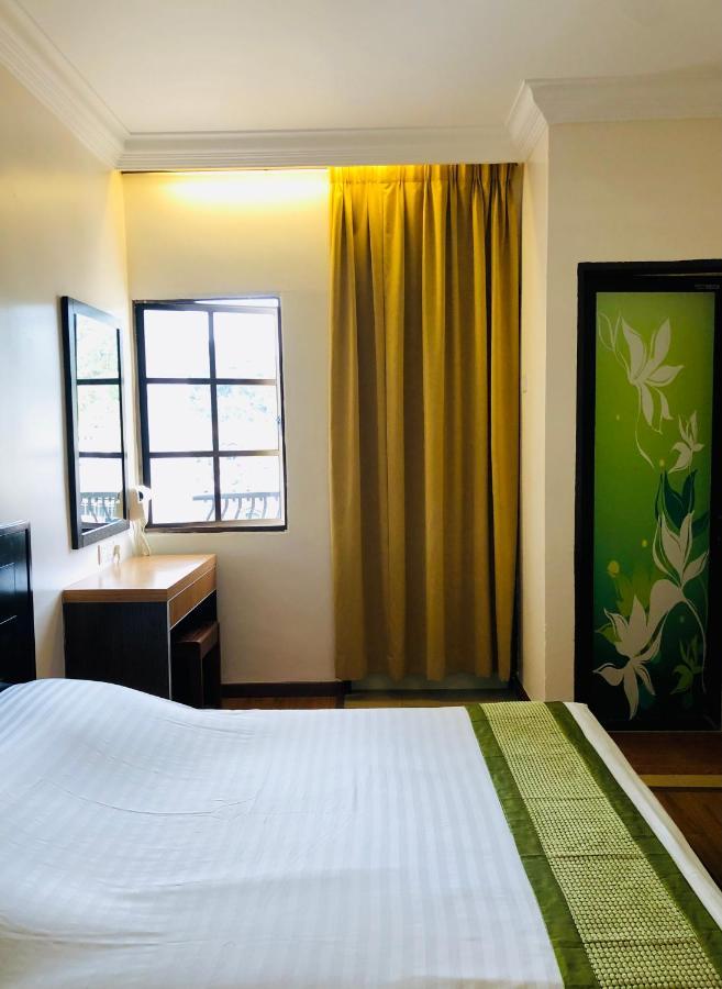 Hotel Chua Gin Cameron Highlands Exterior photo