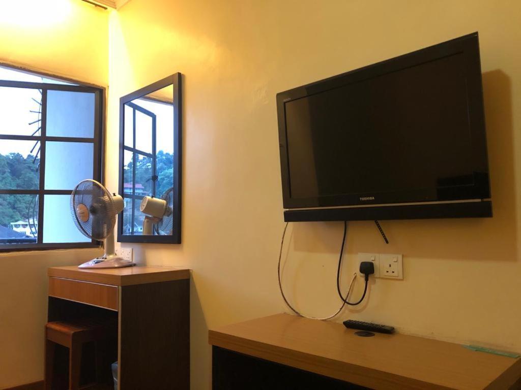 Hotel Chua Gin Cameron Highlands Exterior photo